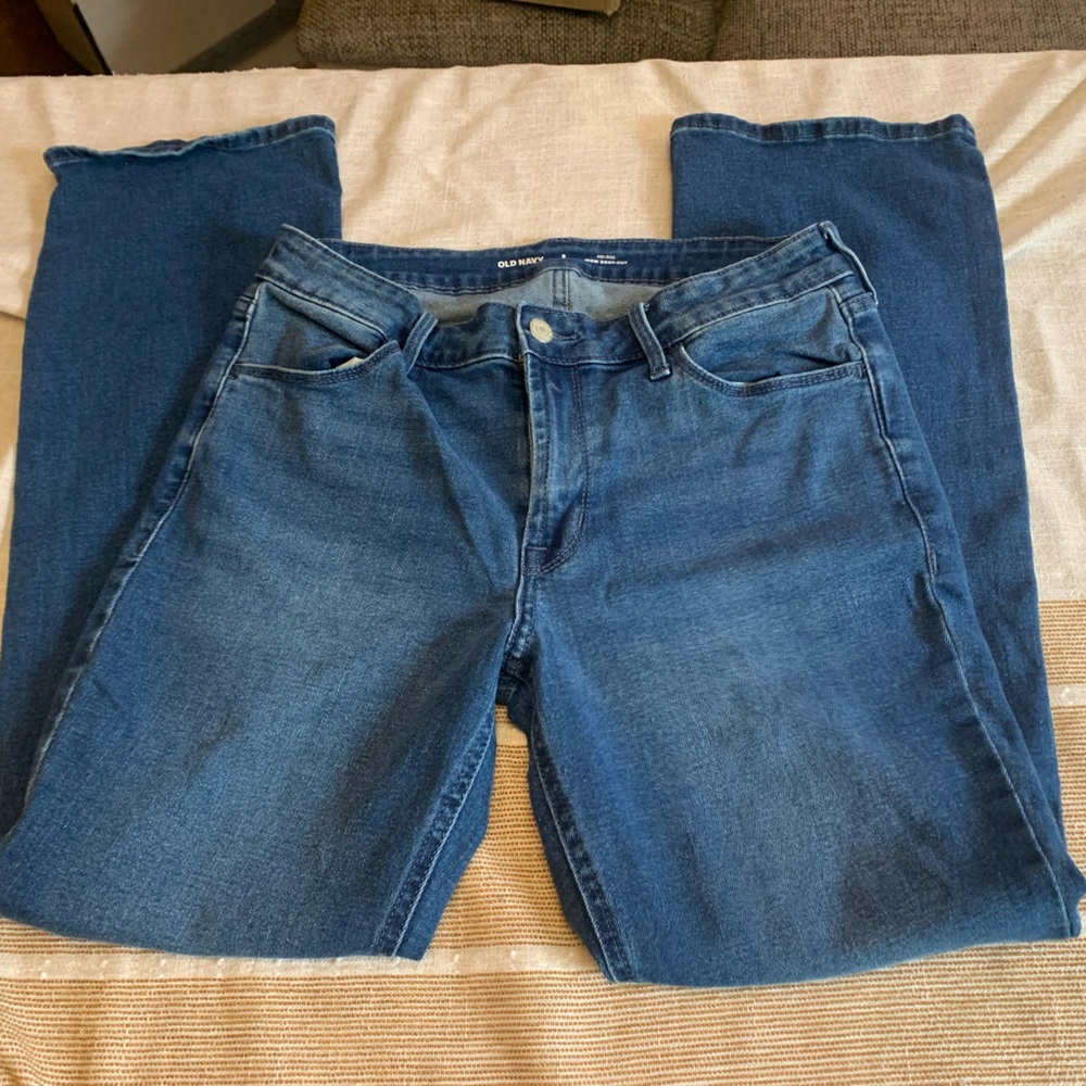 Old Navy ‘Wow’ Mid-Rise Bootcut Jeans 8 Short